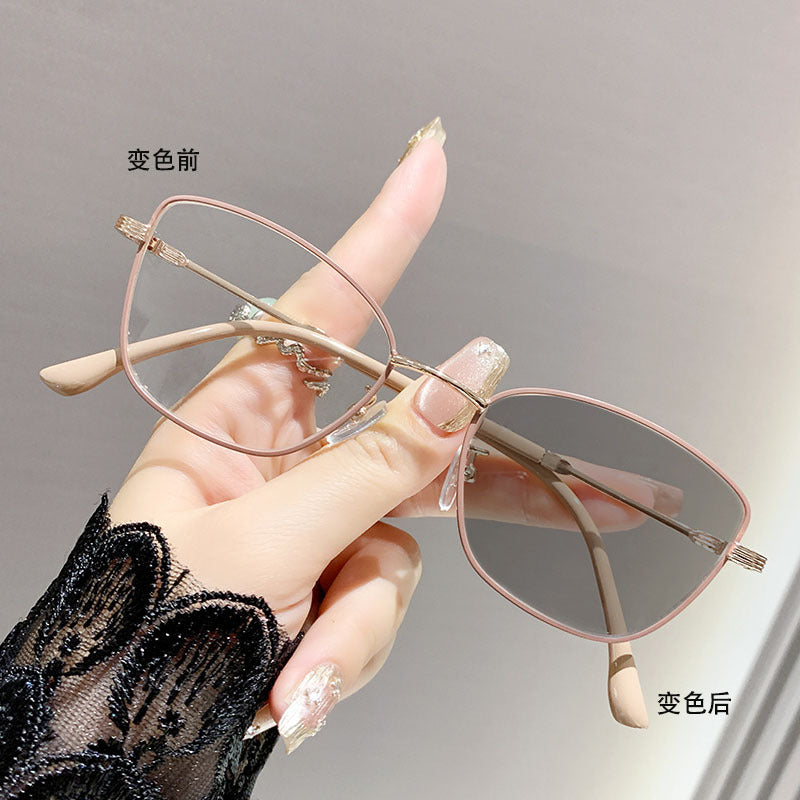 Discoloration anti-blue light myopia glasses Cross-border Advanced Non-degree European and American Metal Frame Cat's Eye Fashion Myopia Glasses