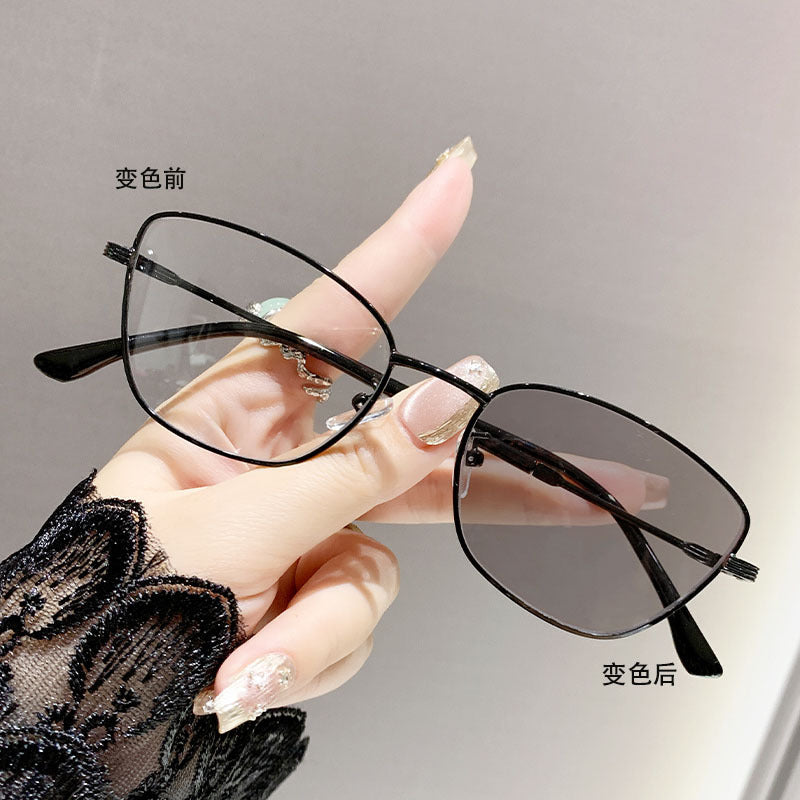 Discoloration anti-blue light myopia glasses Cross-border Advanced Non-degree European and American Metal Frame Cat's Eye Fashion Myopia Glasses