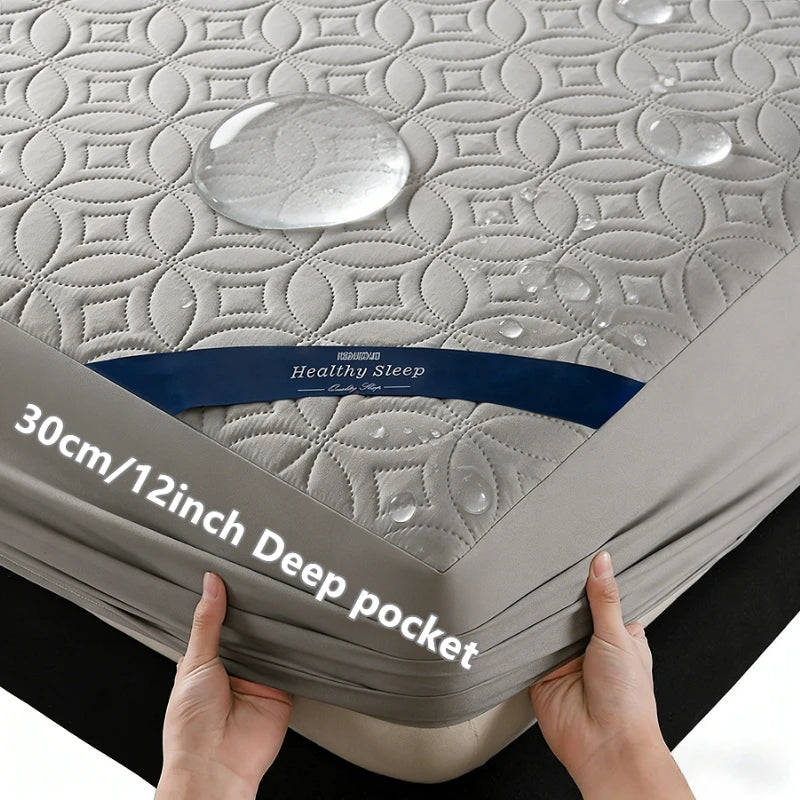 Protetor de Colchão Ultrassônico Acolchoado Impermeável Antibacteriano Respirável Ultramacio Silencioso com Elástico para Colchões de até 30CM de Profundidade